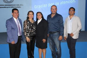 Defensa de tesis para obtener el grado de Licenciada en Psicología General de María Enriqueta Simón Sandoval