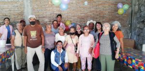 Estudiantes de la Licenciatura en Trabajo Social, visitaron el comedor comunitario Carachure Lemus.